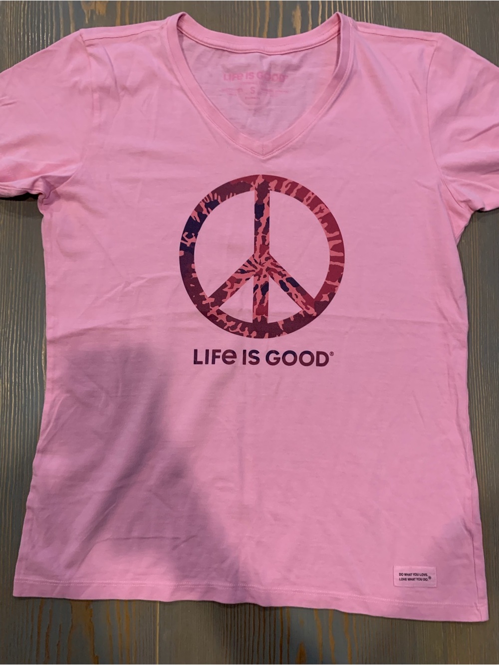 Women’s Life Is Good Pink V-Neck Peace Sign Graphic Tee